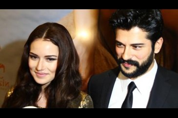 Fahriye Evcen ile Burak Özçivit kavga etti