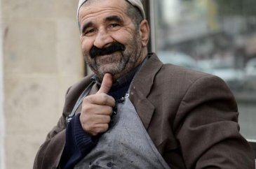 'İbrikçi' karakteri ile hafızalara kazınan Ahmet Cengiz yardım bekl...