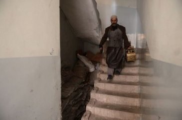 Yeşilçam yıldızı şimdi ayakkabı boyacısı!