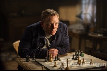 James Bond'a benzemek bir servete mal oluyor