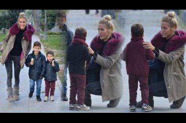 İlgili anne 