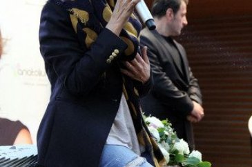 Gülben Ergen imza töreni
