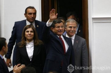 AK Parti'de yeni bakanlara büyük ilgi