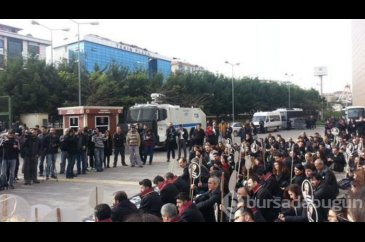 Türkiye tutuklanan Dündar, Gül ve öldürülen Elçi için eylemde