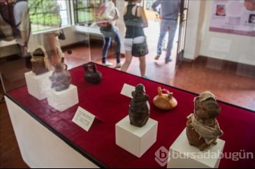 Peru'da 1000 yıllık mezarlar bulundu
