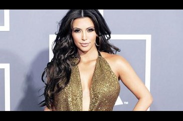 Kim Kardashian ikinci kez anne oldu
