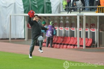 Dünyalar onun oldu