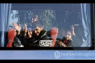 Suriyeli muhalifler 'devrimin başkenti' Humus'tan çekiliyor