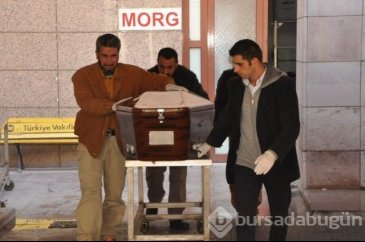 4 evladının cansız bedenini morgtan aldı