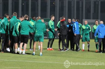 Hamzaoğlu, Bursaspor ile ilk antrenmana çıktı 