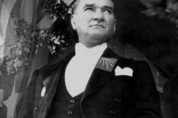 Eriş Ülger'den Atatürk'ün ölümü ile ilgili tartışma yaratacak açıklama