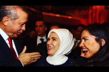 Cumhurbaşkanı Erdoğan ve eşinden 80'ler dizisi oyuncusuna övgü