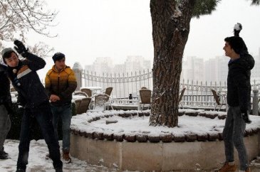 Uludağ'da kar kalınlığı yarım metreyi geçti