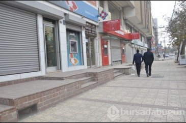 Diyarbakır'da işçiler kepenk kapatma mağduru