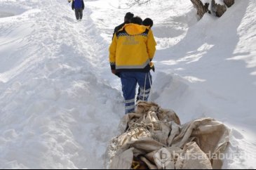 Ambulansa kadar köylüler taşıdı