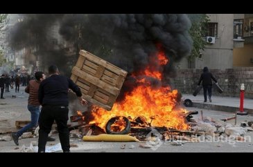Times: Diyarbakır'ın Sur ilçesi Suriye gibi