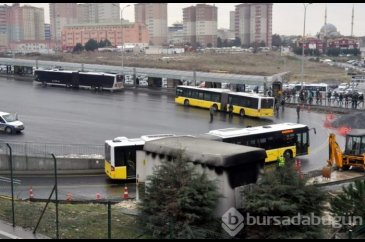 Metrobüs durağında korku dolu anlar
