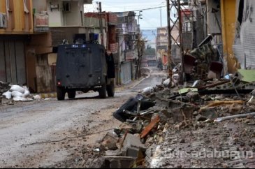 Güvenlik güçlerinden vatandaşlara gıda yardımı
