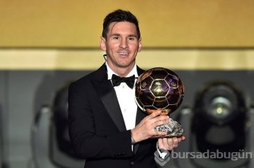 Messi herkesi ters köşe yaptı