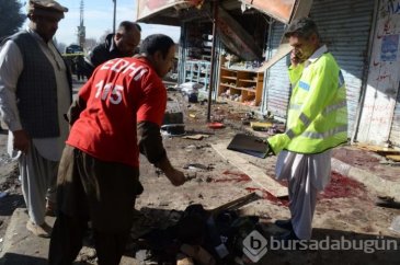 Pakistan'da bombalı saldırı! 14 ölü