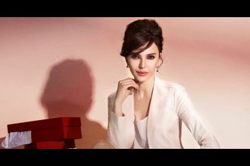 Hande Ataizi'ye büyük şok!

