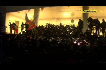 Moldova'da parlamento baskını