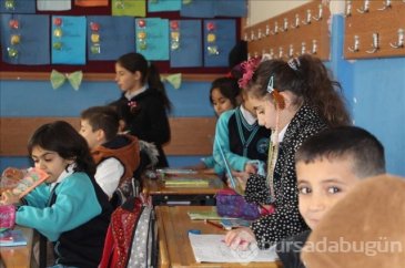 Terör mağduru öğrenciler ders başı yaptı