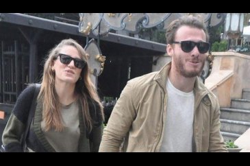 Kerem Bürsin ve Serenay Sarıkaya'nın ücretlerine zam!