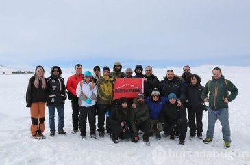 Gazeteciler Çıldır Gölü'nde buluştu