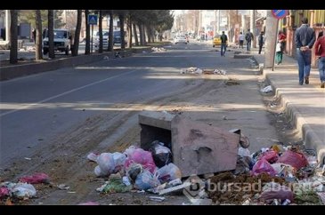 HDP hayatı durdurdu Diyarbakır çöp kente dönüştü!