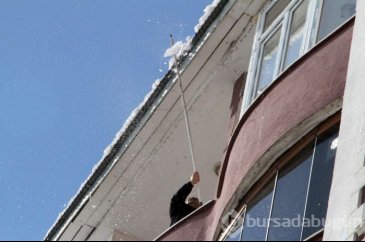 Buz tutan camlara ütü bile fayda etmedi	
