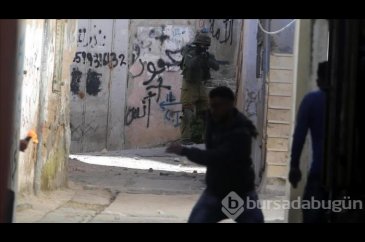 Batı Şeria'daki El-Emari Mülteci Kampı'na baskın