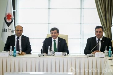 Başbakan Ahmet Davutoğlu'ndan siyasi partilere Anayasa çağrısı!
