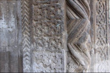 Selçuklu eserlerine "taş kanseri" tehdidi	
