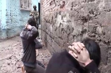 Sur'da teslim olma anları kameralara böyle yansıdı