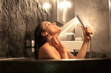 Uzun ve sıcak banyo cilde zararlı