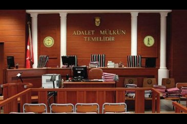 Mahkemelerin verdigi gülümseten cezalar
