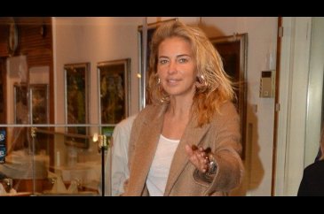 Burcu Esmersoy evlenmeyi düşünmüyorum