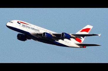 Dünyanın en büyük uçağı A380'i su bastı
