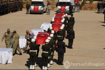 Şehitler için askeri tören düzenlendi