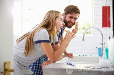 Sizinle evlenmek istediğini gösteren 7 işaret!