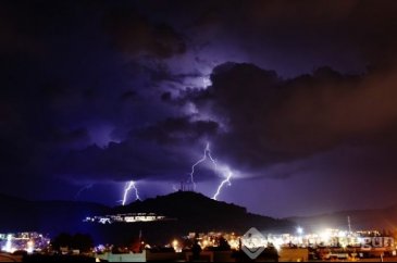 Bodrum'da şimşek ve yıldırımlar büyüledi