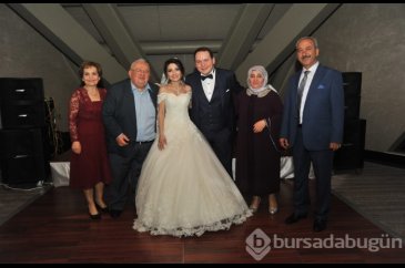 Gökçe-Onur Yurt'un  en mutlu gecesi...