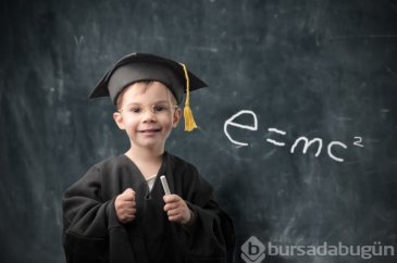 Görünüşünüz ne kadar zeki olduğunuz konusunda bir algı yaratıyor
