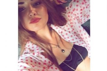 Hande Erçel'in partneri belli oldu