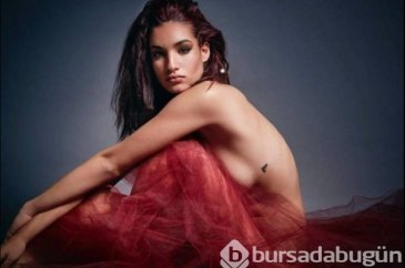 Kulaklıkla müzik dinlerken trenin altında kaldı
