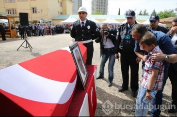 Gaziantep şehitlerini gözyaşlarıyla uğurladı