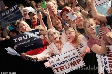 Trump fanatiği kadınlar