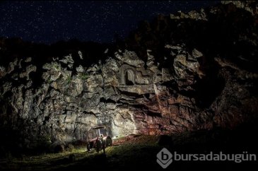2 bin yıllık kitabede at yarışı kuralları