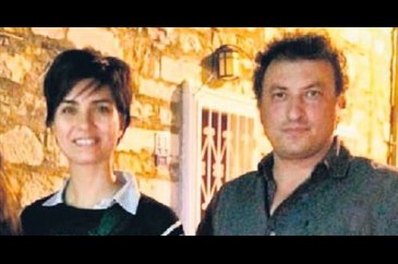 Tuba Büyüküstün ile Onur Saylak çifti tatile çıktı!